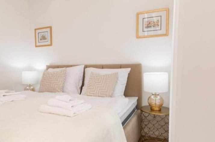 Diamond - Luxusny Apartman Marco Bellegszencse Kültér fotó