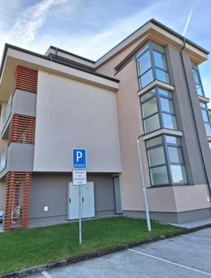Diamond - Luxusny Apartman Marco Bellegszencse Kültér fotó